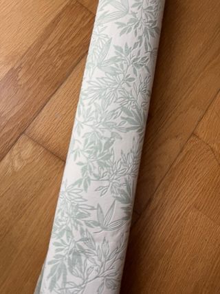 Papel pintado hojas relieve verde agua