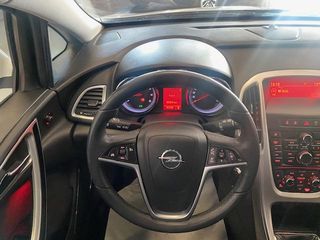 Opel Astra 1.4T 140CV SPORT