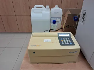 Analizador Bioquímico Veterinario Spotchem EZ SP-4