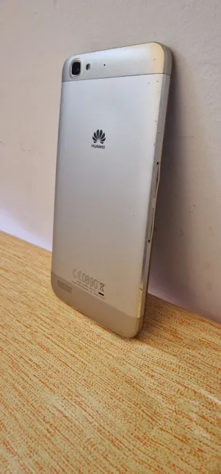 Huawei P8 Lite Oro/Argento, (Non vendo a 1 euro)