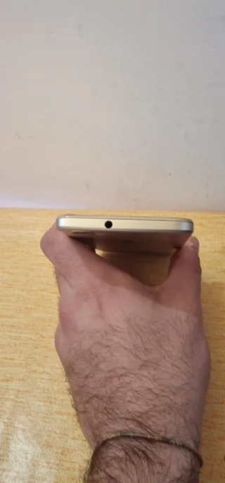 Huawei P8 Lite Oro/Argento, (Non vendo a 1 euro)