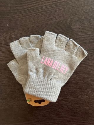 Guantes sin dedos Lana del Rey grises y rosas