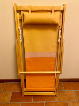 Sdraio in legno e tessuto arancione