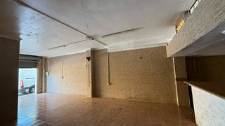 Local comercial en venta en Piedras Redondas – Torrecárdenas en Almería