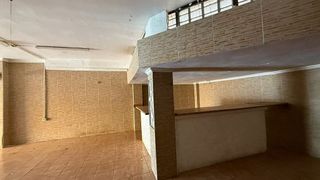 Local comercial en venta en Piedras Redondas – Torrecárdenas en Almería