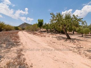 Terreno en venta en Caudete