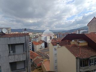 Piso en venta en Centro en Ourense
