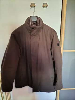 Abrigo con chaleco acolchado marrón