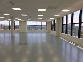 Oficina en alquiler en Zona Industrial en Prat de Llobregat, El