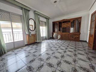 Edificio en venta en Baeza