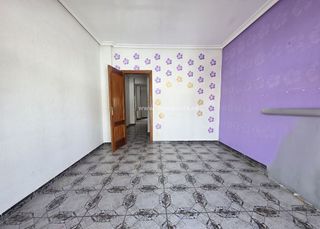Edificio en venta en Baeza