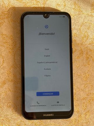 Huawei Y5 2019 con scatola, caricatore e custodia