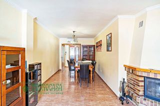 Casa adosada en venta en Plaza de la Luz en Ejido (El)