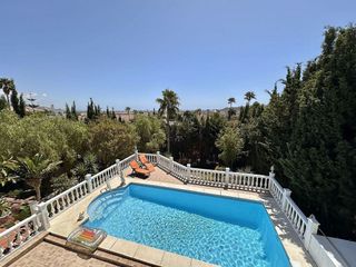 Casa en venta en El Faro de Calaburra - Chaparral en Mijas