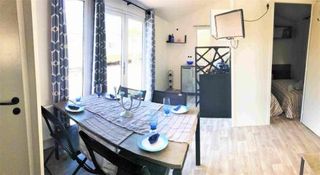 Mobilhomes Cuni , Rideau