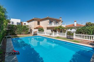 Chalet en venta en Otura