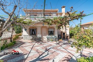 Chalet en venta en Otura