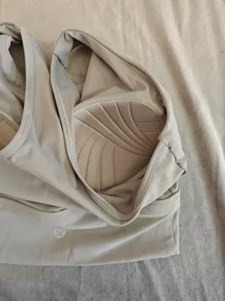 Sujetador deportivo Lululemon gris