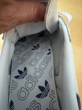 Adidas Samba Blancas y moradas