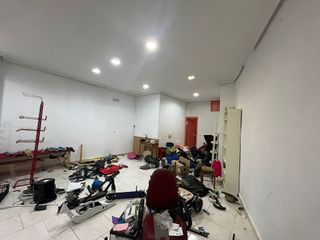 Local comercial en alquiler en Baeza