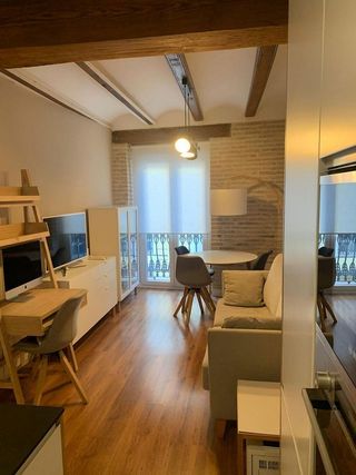 Piso en alquiler en La Roqueta en Valencia