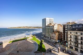 Piso en alquiler en Centro en Gijón
