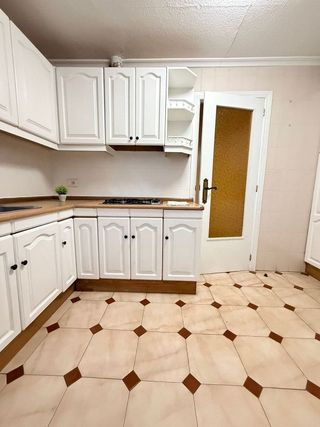 Piso en alquiler en Mercado en Alicante