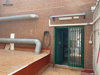 Local comercial en alquiler en San Isidro - Los Almendros en Alcalá de Henares