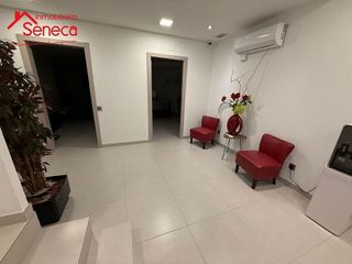 Local comercial en alquiler en Zona Centro en Córdoba