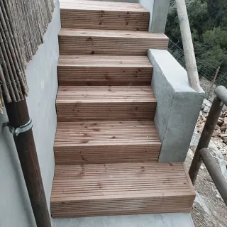 Tarimas de madera para exterior instalador
