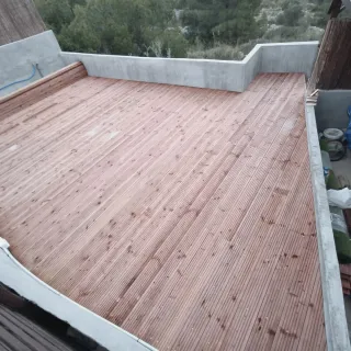 Tarimas de madera para exterior instalador