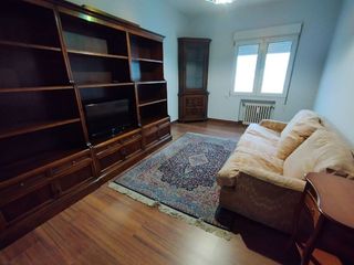 Piso en alquiler en Zona Teatro Campoamor en Oviedo