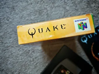 Quake Nintendo 64 con scatola e manuale