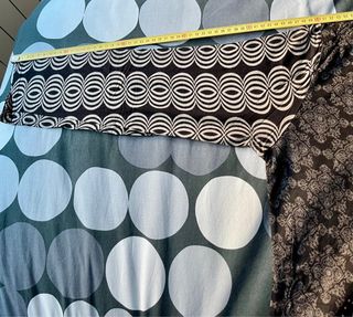 Camiseta Desigual Negra Estampada