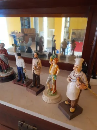 Figuras decorativas vintage - 8 unidades