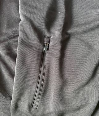 Sudadera Macron Talla S Negra y Roja