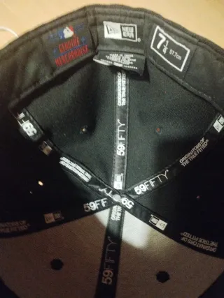 Gorra New Era NY Negra Talla 7 1/4