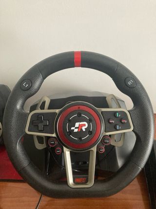 Volante de carreras con pedales y cambio manual