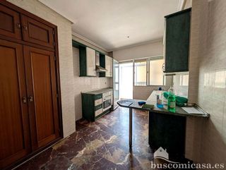 Piso en venta en Linares