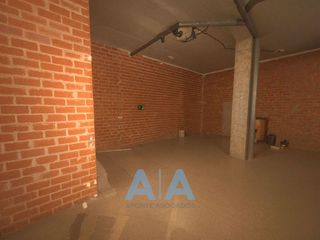 Local comercial en venta en Universidad en Ciudad Real
