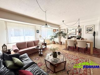 Piso en venta en Cuatro Caminos - Plaza de la Cubela en Coruña (A)