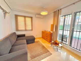 Chalet en alquiler en Urbanizaciones en Guardamar del Segura