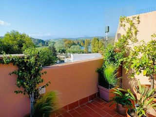 Casa en venta en San Enrique-Guadiaro-Pueblo Nuevo en San Roque