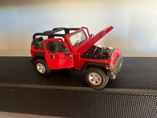 Todoterreno Jeep Wrangler 1:32 Siku
