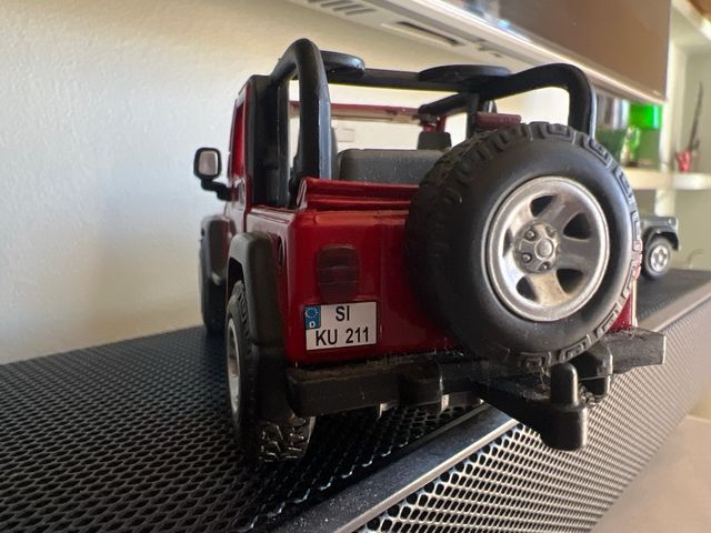 Todoterreno Jeep Wrangler 1:32 Siku