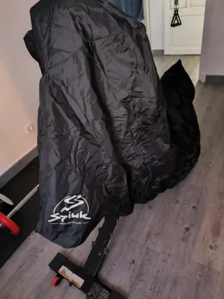 Funda para bicicleta negra