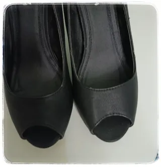 Zapatos tacón peep toe negros talla 40