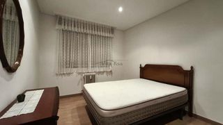 Piso en alquiler en Centro en Ourense