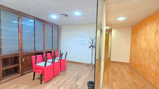 Oficina en alquiler en San Jerónimo - La Bachillera en Sevilla