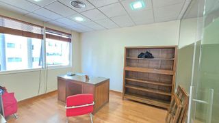 Oficina en alquiler en San Jerónimo - La Bachillera en Sevilla